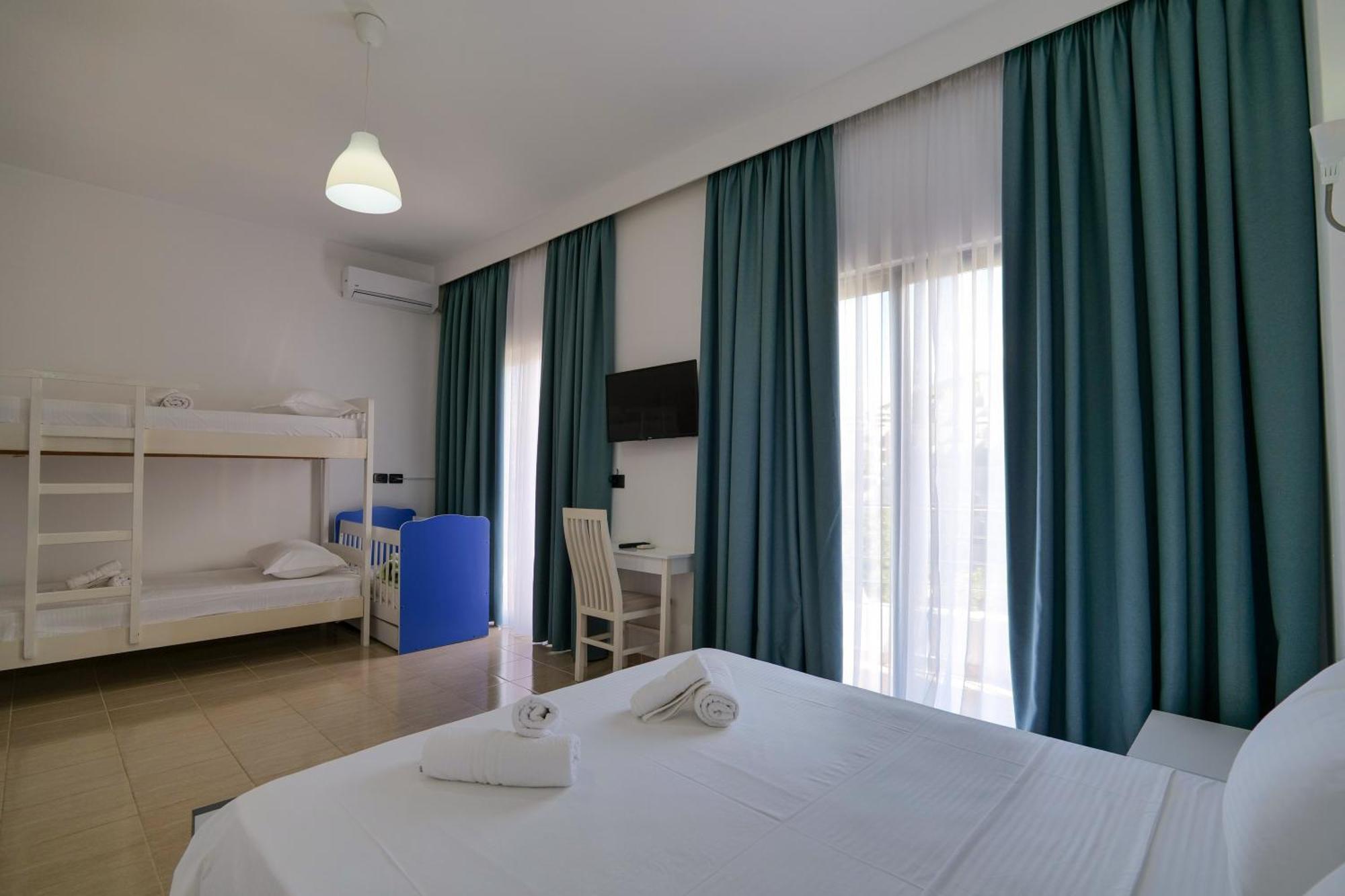 El Mare Hotel Саранда Экстерьер фото