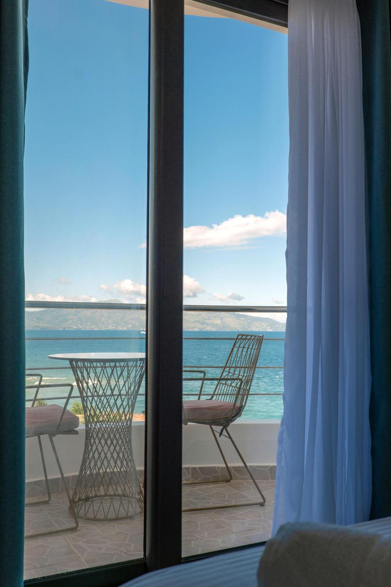 El Mare Hotel Саранда Экстерьер фото