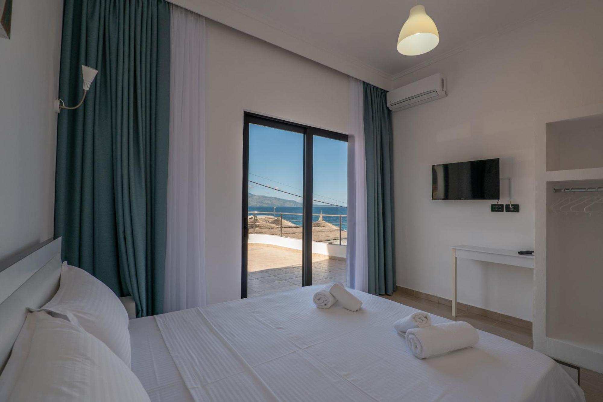 El Mare Hotel Саранда Экстерьер фото
